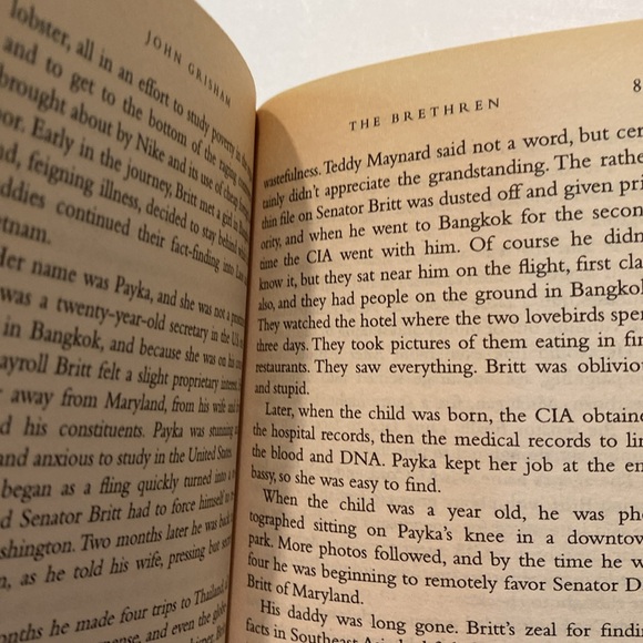 3 John Grisham Paperback Novels Books The Chamber The Rainmaker The Brethren - Picture 16 of 16